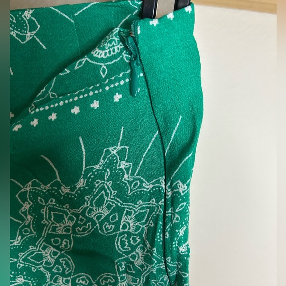 NWT VICI RAYON PRINT WRAP MINI SKIRT SIZE LARGE - Picture 5 of 9